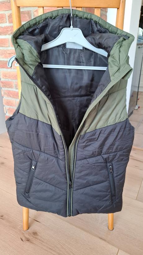 Zateplená vesta, 140