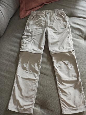 Nohavice na turistiku, 140