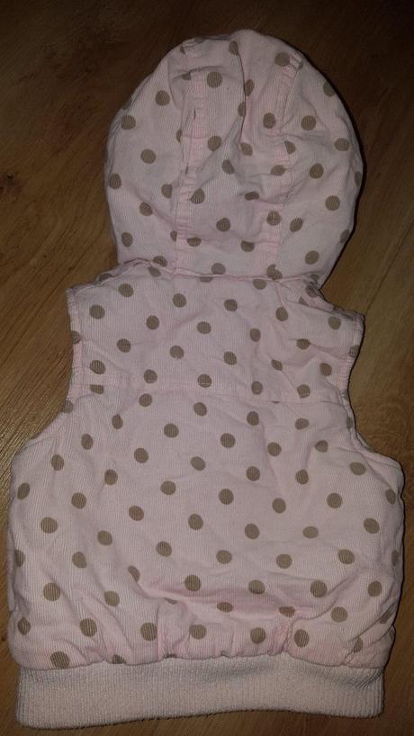 Bodkovaná vestička č.68, 68