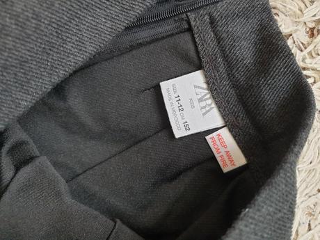 Sukňa, zara,152