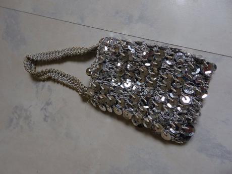 Trblietavá taštička,