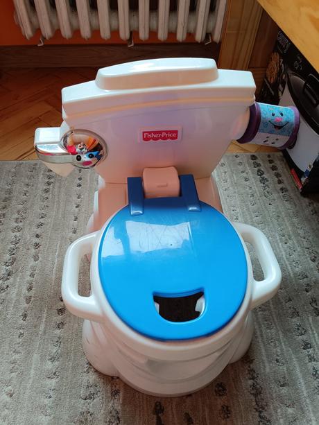 Spievajúci nočník fischer price,