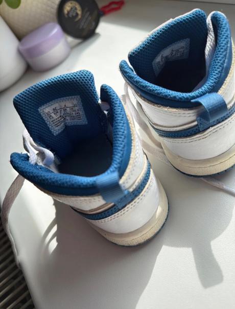 Jordan tenisky, nike,22