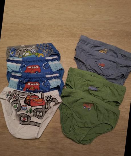 Balík oblečenia pre chlapca, 122–134