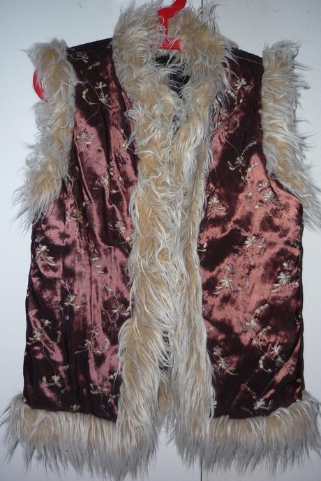 Tepla rucne sita vesta, 38