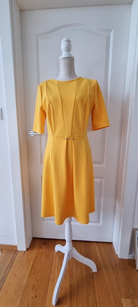 Žlté šaty, orsay,42