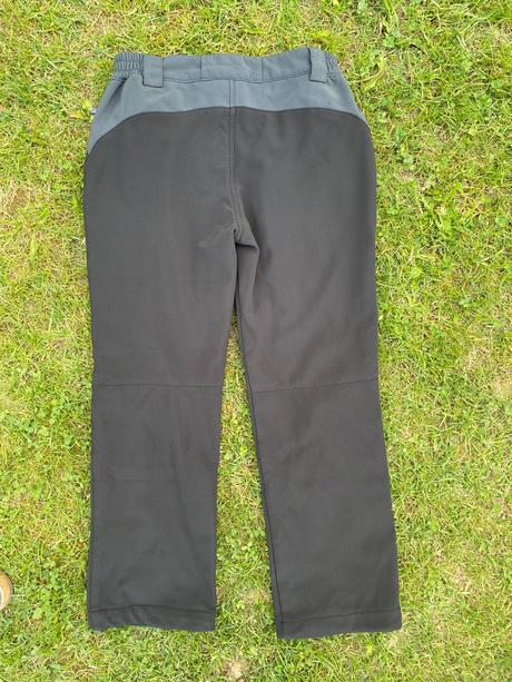 Nohavice softshell, 134