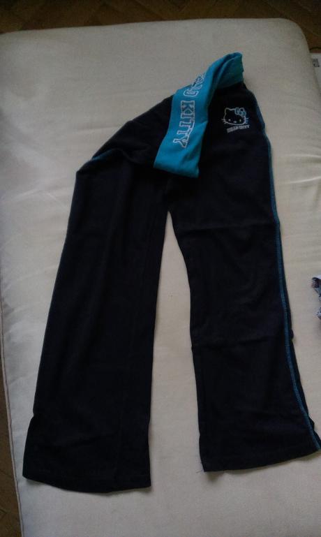 Teplaky hello kitty s vyssim pasom, disney,128