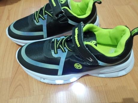 Blikajúce tenisky bubblegummers, bubble gummers,34