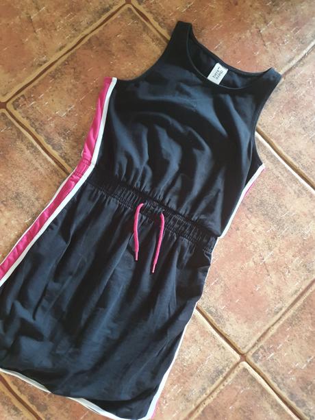 Športové letné šaty, 146