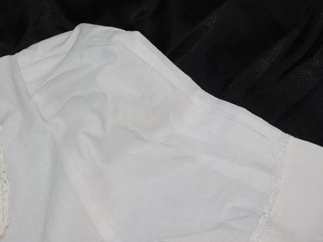 Pekna bluzka ku kroju, 52