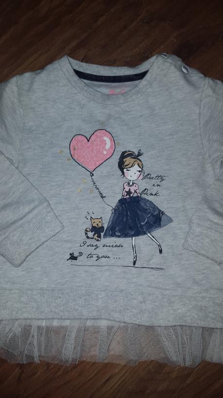 Mikinka, reserved,92