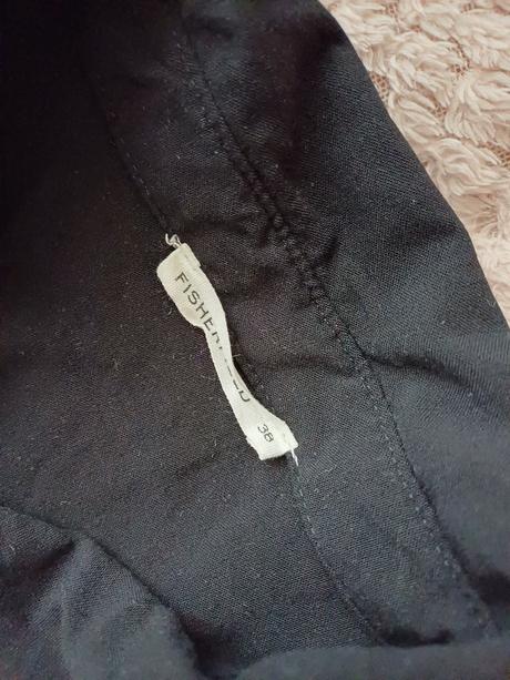 Čierna viskózová košeľa veľ.38, 38