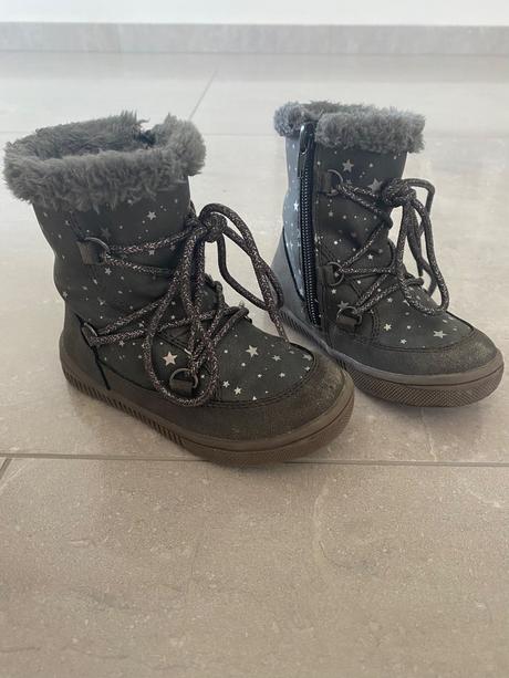 Detské čižmy, baťa,24