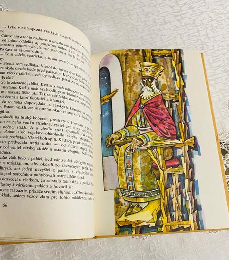 Knižka drevenný trón bulharské rozprávky retro,