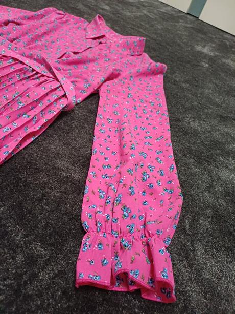 Koselove saty s plysovanou suknou v.m, m