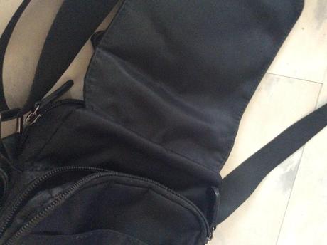 Crossbody taška na rameno,