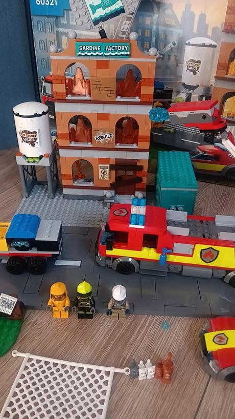 Lego city hasiči- výjazd hasičov, 