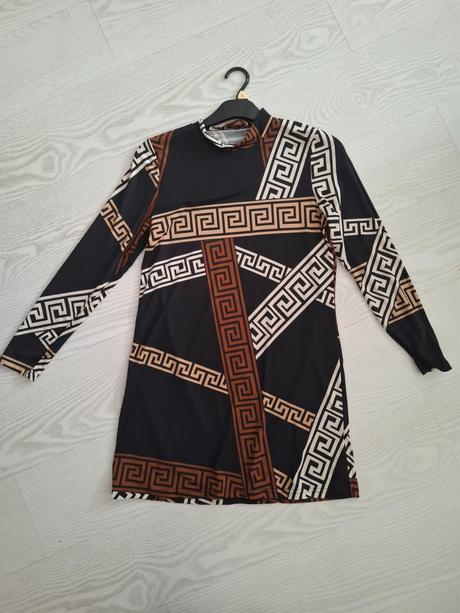 Predĺžené tričko alebo tunika, m