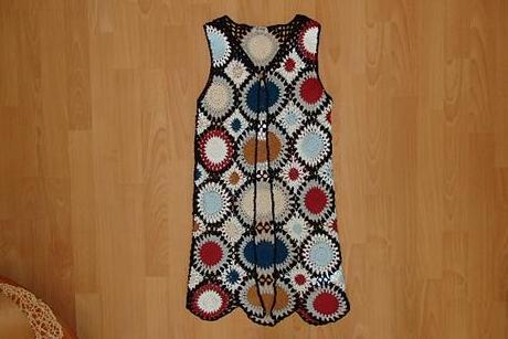 Háčkovaná vesta next, next,134