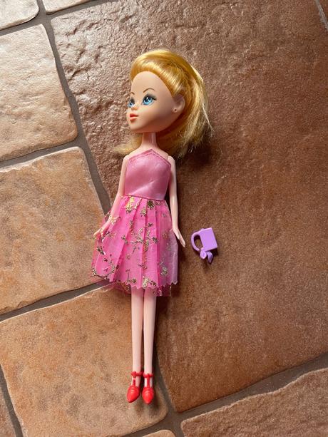 Babika ružové saty,