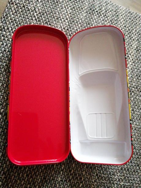 Mam na predaj kovový peracnik,