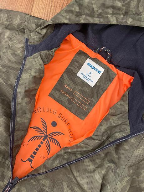 Bunda mayoral vel.104, mayoral,104