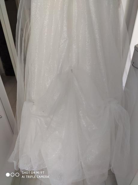 Predám svadobné šaty, 36
