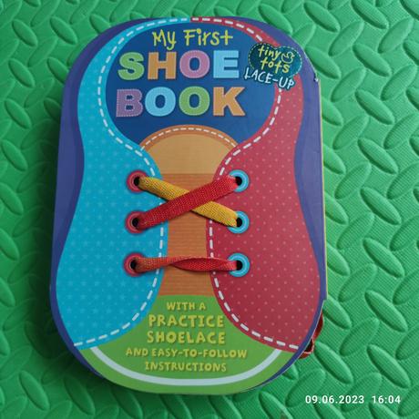My first shoe book,