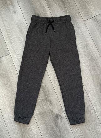 Tepláky veľ. 128, f&f,128