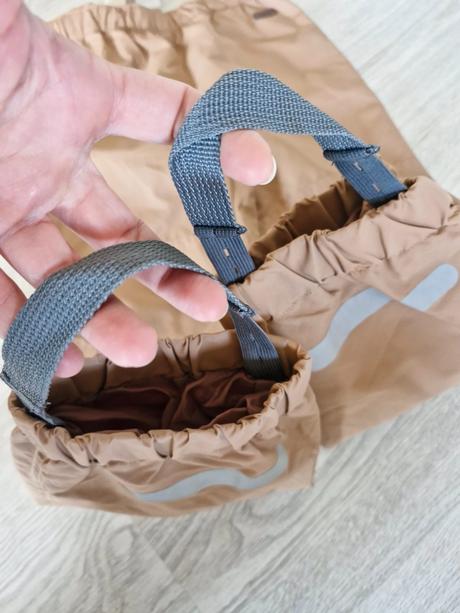 Nohavice do dažďa, newbie,128