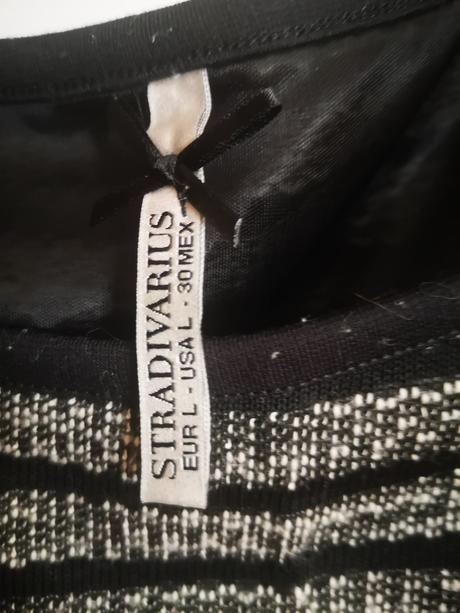 Šaty stradivarius, stradivarius,l