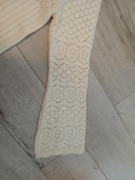 Pulover biely iba vyskúšaný, 40