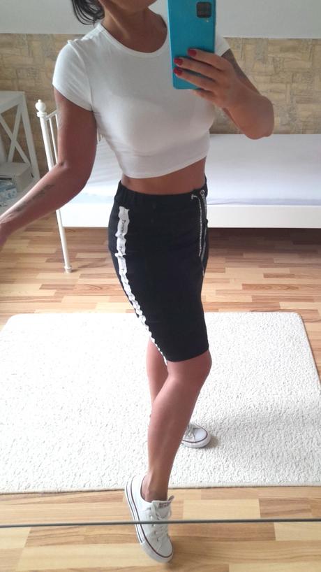 Úpletová sukňa po kolená, m