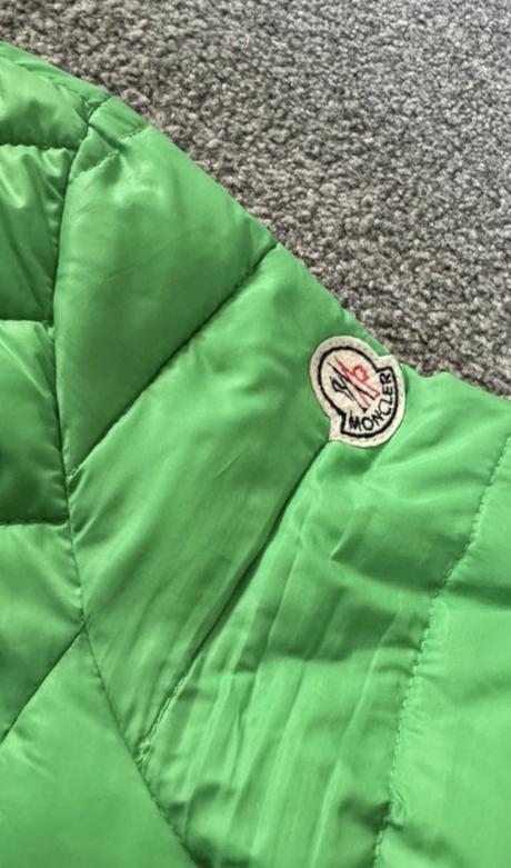 Prechodna vetrovka moncler, s