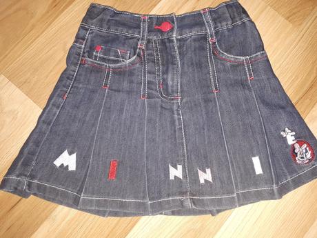 Riflivá skladaná suknička, c&a,104