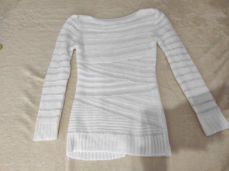 Trblietavý teply sveter, 38