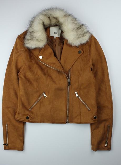 Bundicka, river island,146