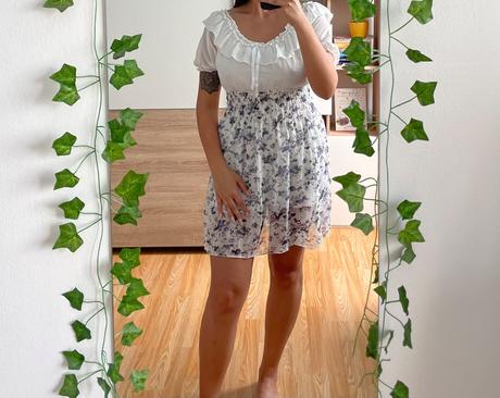 Kvietkované šaty, s