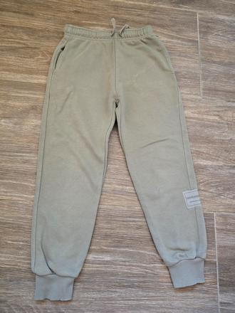 Tepláky č.122, zara,122