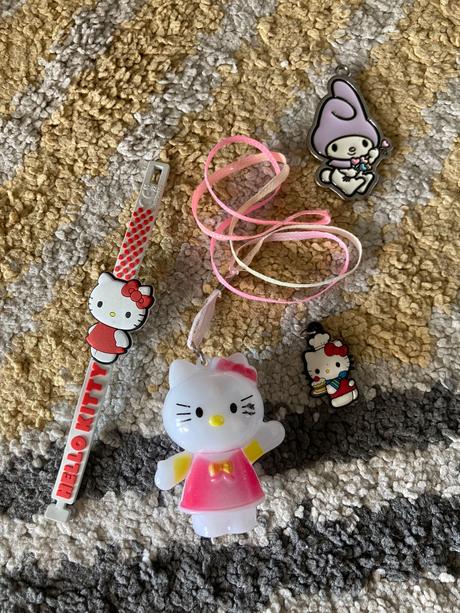Hello kitty doplnky,