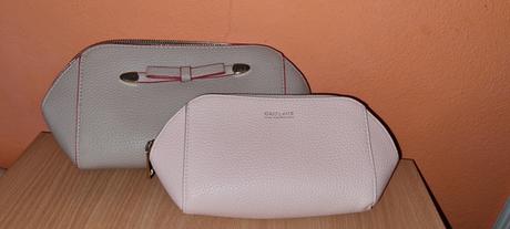 3 púzdra kozmetické, 