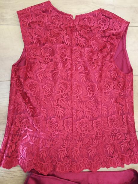 Spoločenské šaty, 40