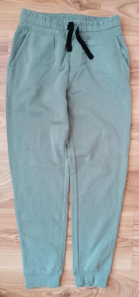 Tepláky, pepperts,146 / 152