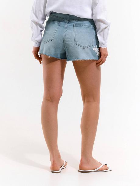 Kraťasy, v. 36, gate,36