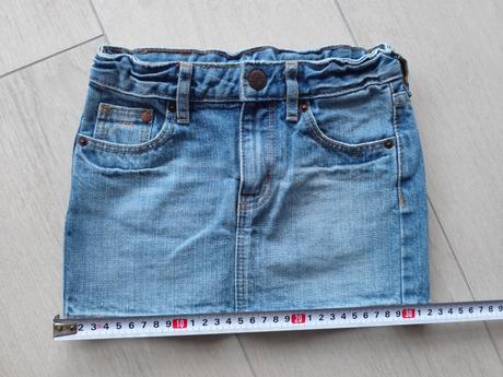 Predám dievcensku riflovu sukňu, 104