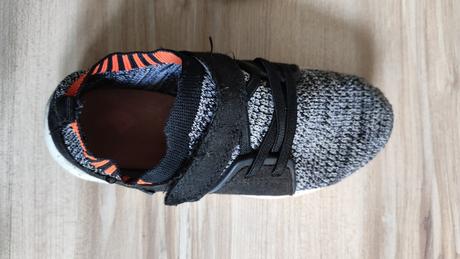 Tenisky, reserved,28