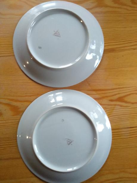 Porcelan retro  yugoslavia 2 ks - 16 eur, 