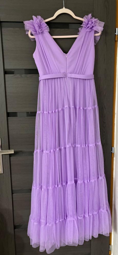 Fialové tylové šaty, s