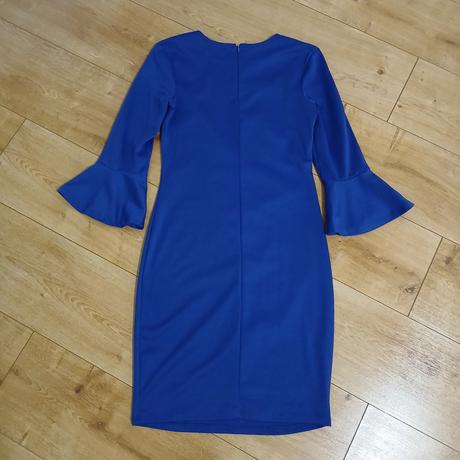 Praktické elegantné šaty po kolená, mohito,xs